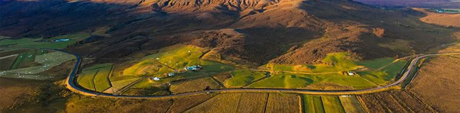 Helikoptertur över Reykjavik + bergstopp (morgon/30-45min) (M04)