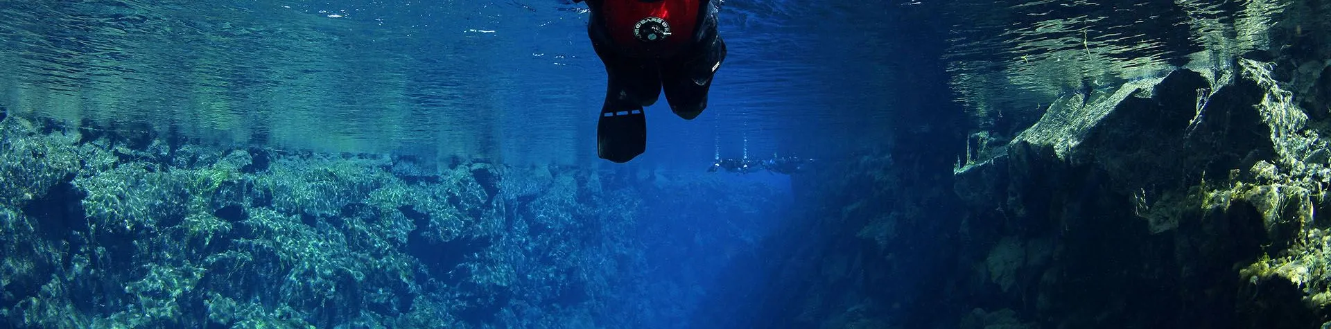 Lavagrottor & Snorkling i Silfra (07:45/8 tim) (G03)