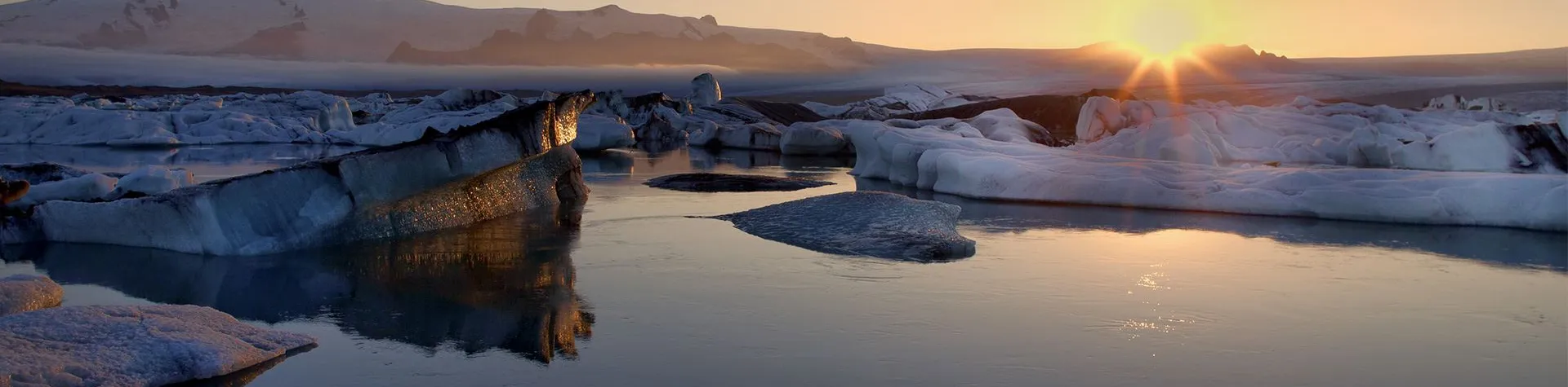 Glaciärlagunen Jökulsárlón & båttur (07:00/14,5 tim) (A10)
