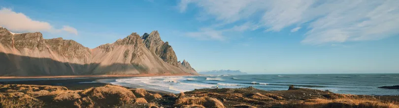 Vestrahorn vid Stokksnes, fotograferat av Claus Visby.