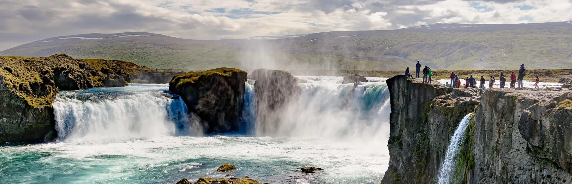 Goðafoss vattenfall, fotograferat av Kim Henneberg.