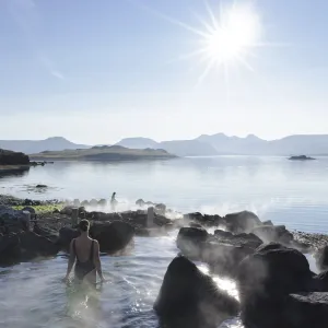 Varma bad, Hvamsvik, Island