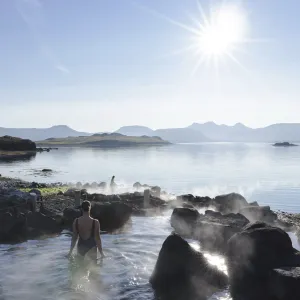 Varma källor, Hvamsvik, Island