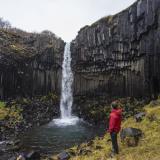 Resa till Island med varma källor och vattenfall