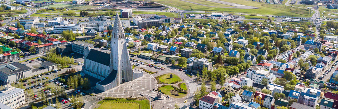 Hallgrímskirkja i Reykjavik, Island.